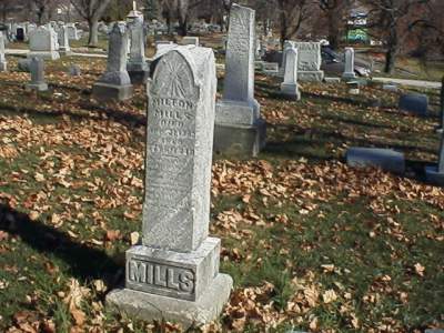 gravesite of Milton Mills, Greenwood Cemetery, Zanesville, Ohio